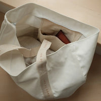 Sac avec fermeture éclair Dans Le Sac