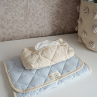 Quilted wipes case