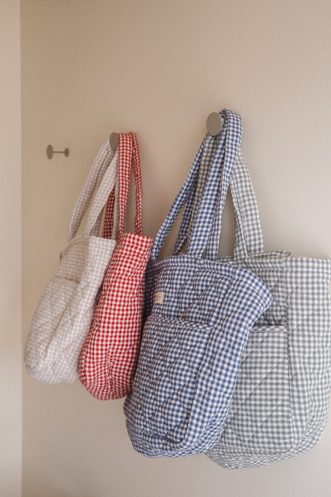 sacs a couches vichy sur un crochet