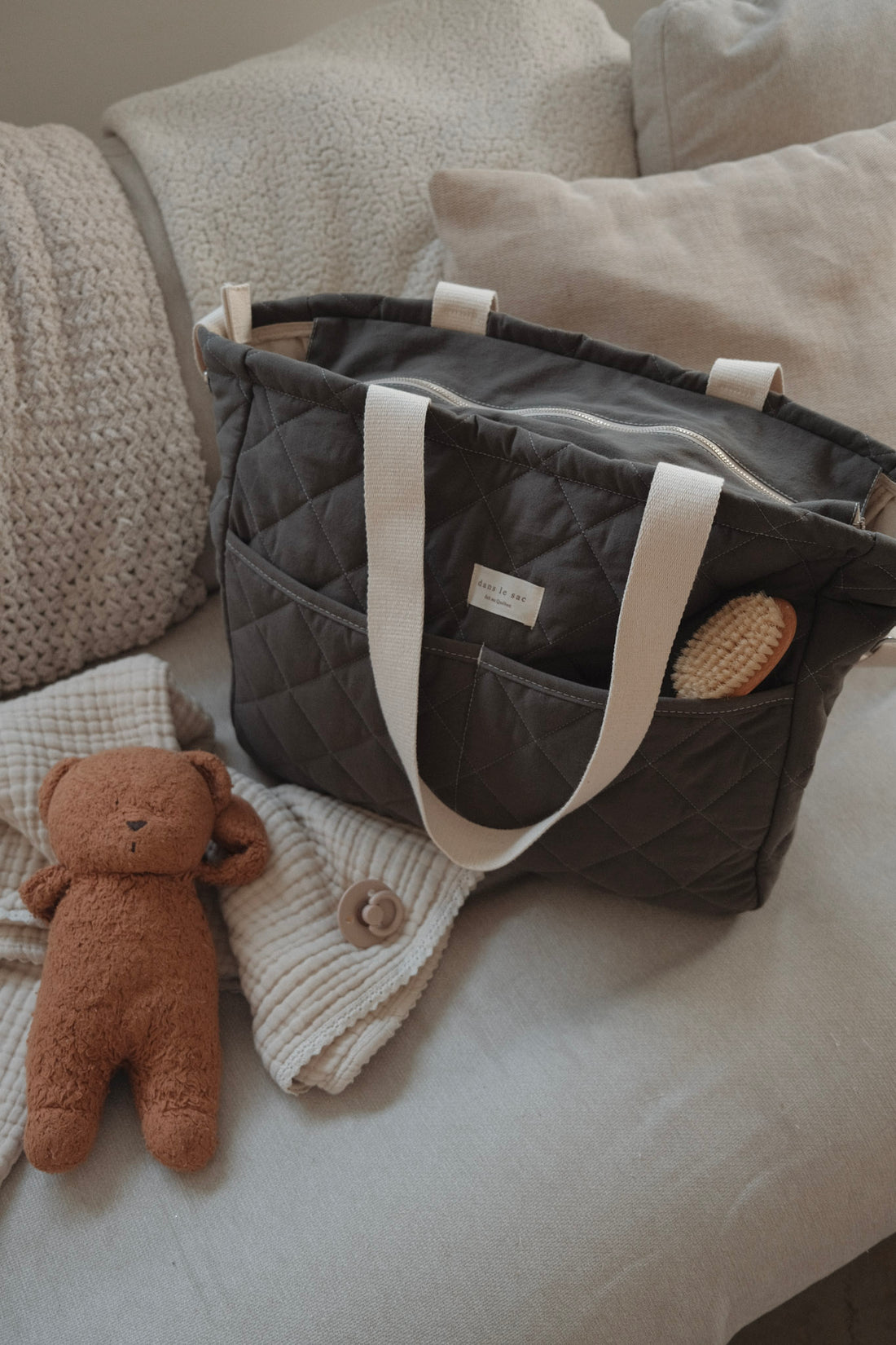 Mama bundle - Diaper bag + quilted pouch