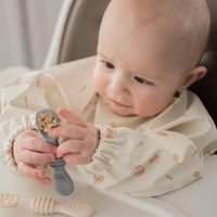 Les cuillères d'apprentissage en silicone