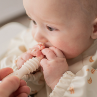 Les cuillères d'apprentissage en silicone