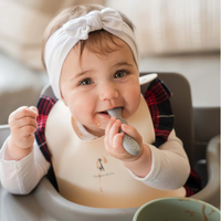 Les cuillères d'apprentissage en silicone