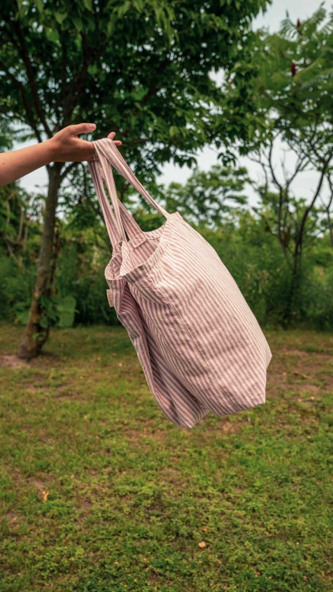 Sac fourre-tout de plage rayé en coton biologique