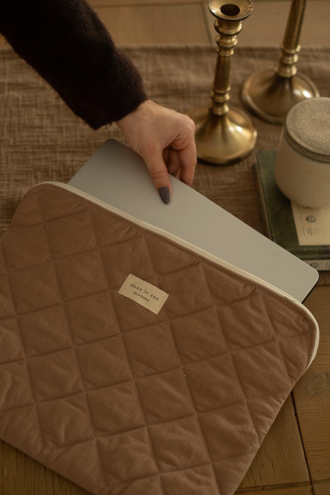 Quilted laptop sleeve