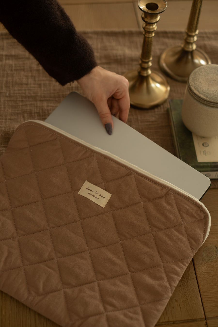 Quilted laptop sleeve