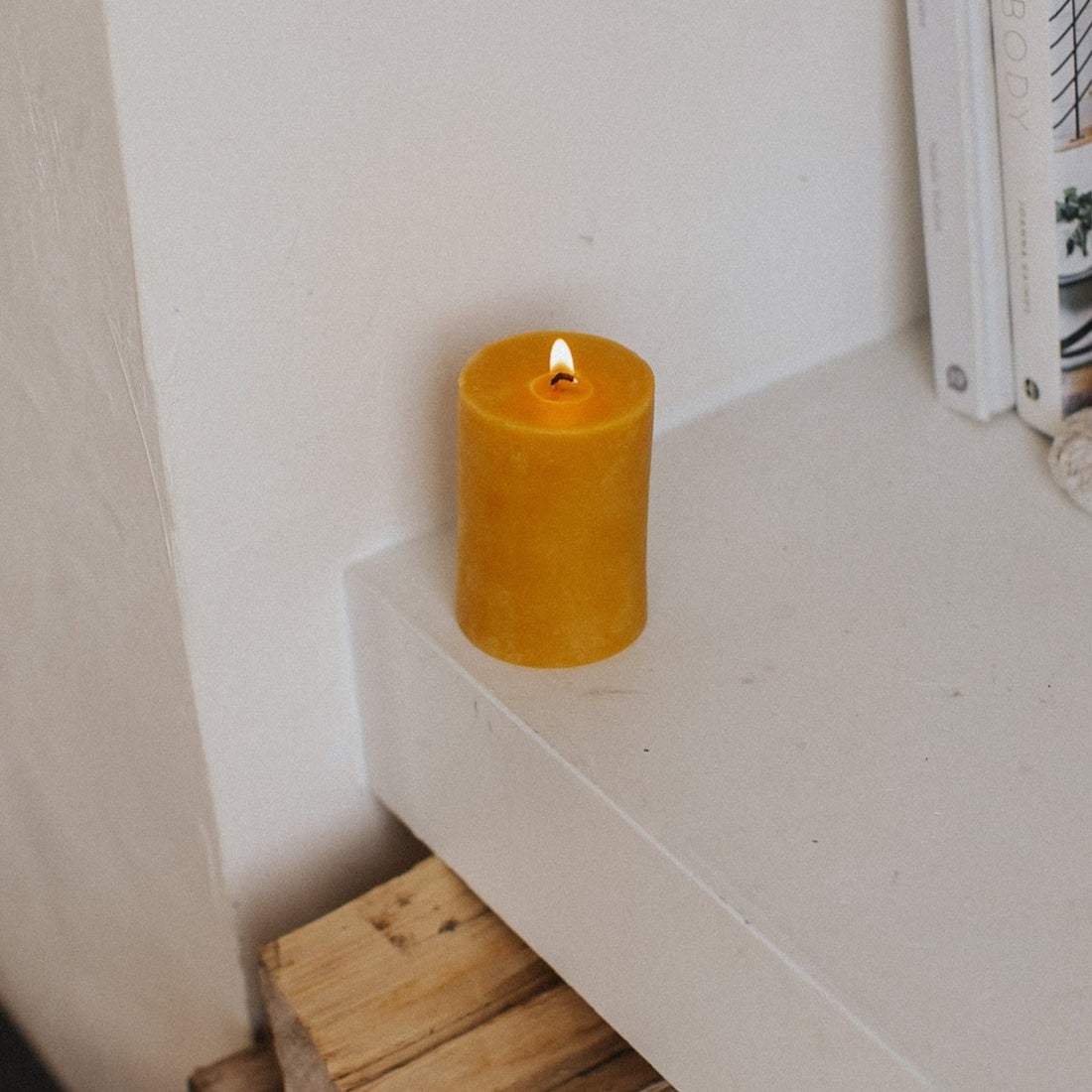 Beeswax candle - 4 in
