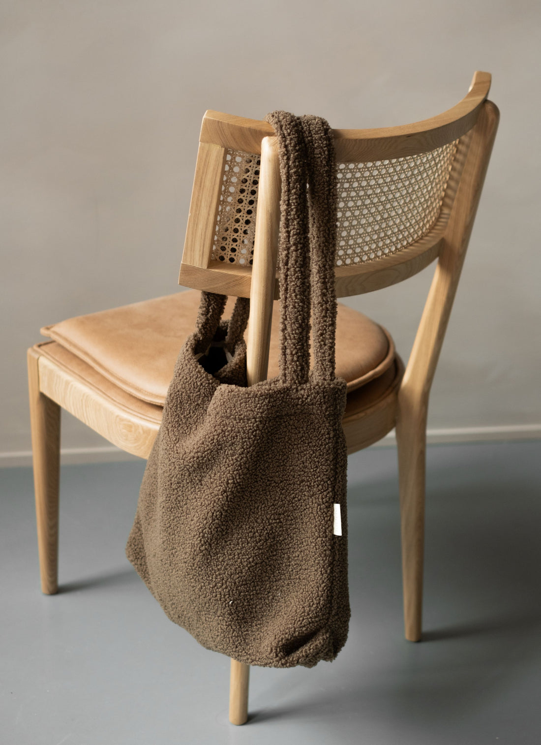 fourre-tout en teddy sherpa olive