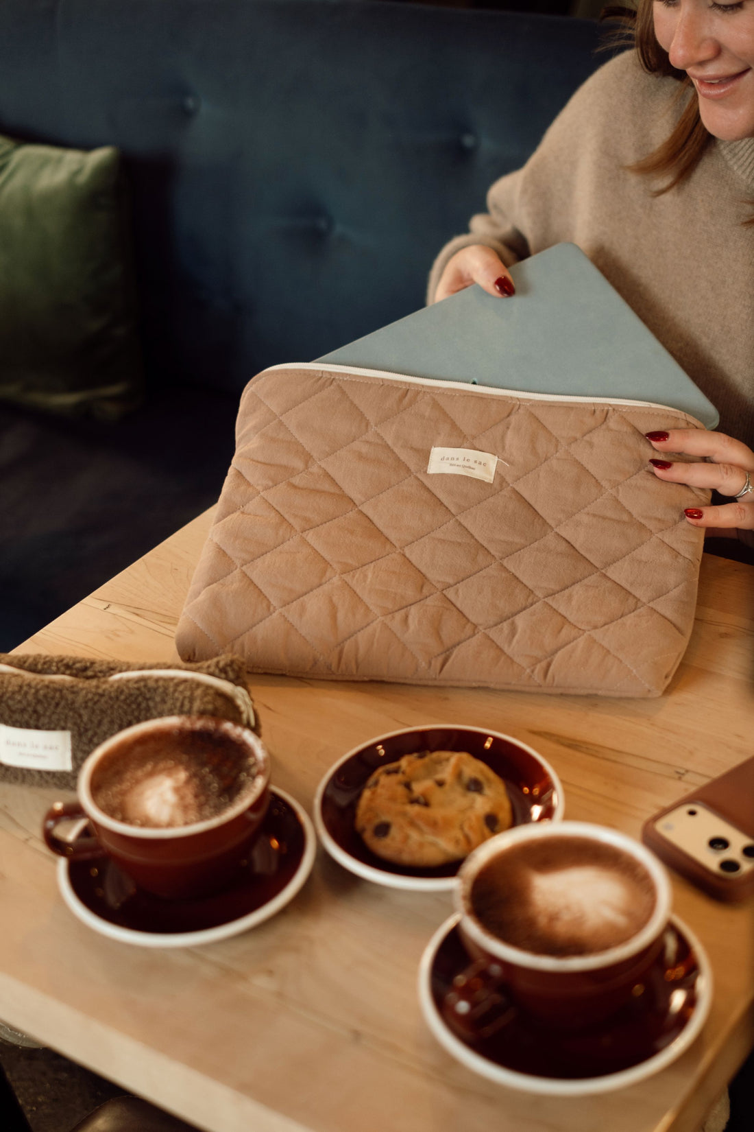 pochette pour ordinateur tan