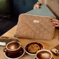 pochette pour ordinateur tan