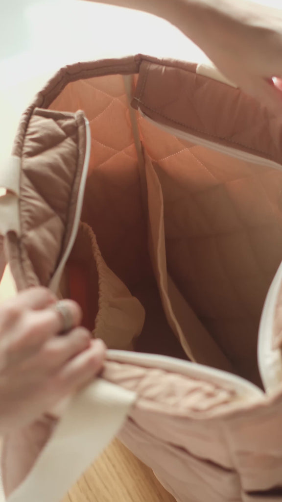 Convertible backpack with laptop compartment