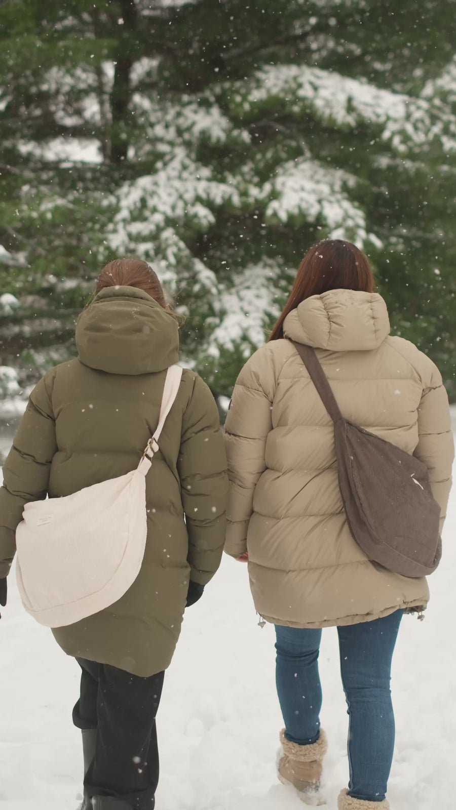 Crescent corduroy bag - Adjustable Shoulder Strap & Zipper Closure