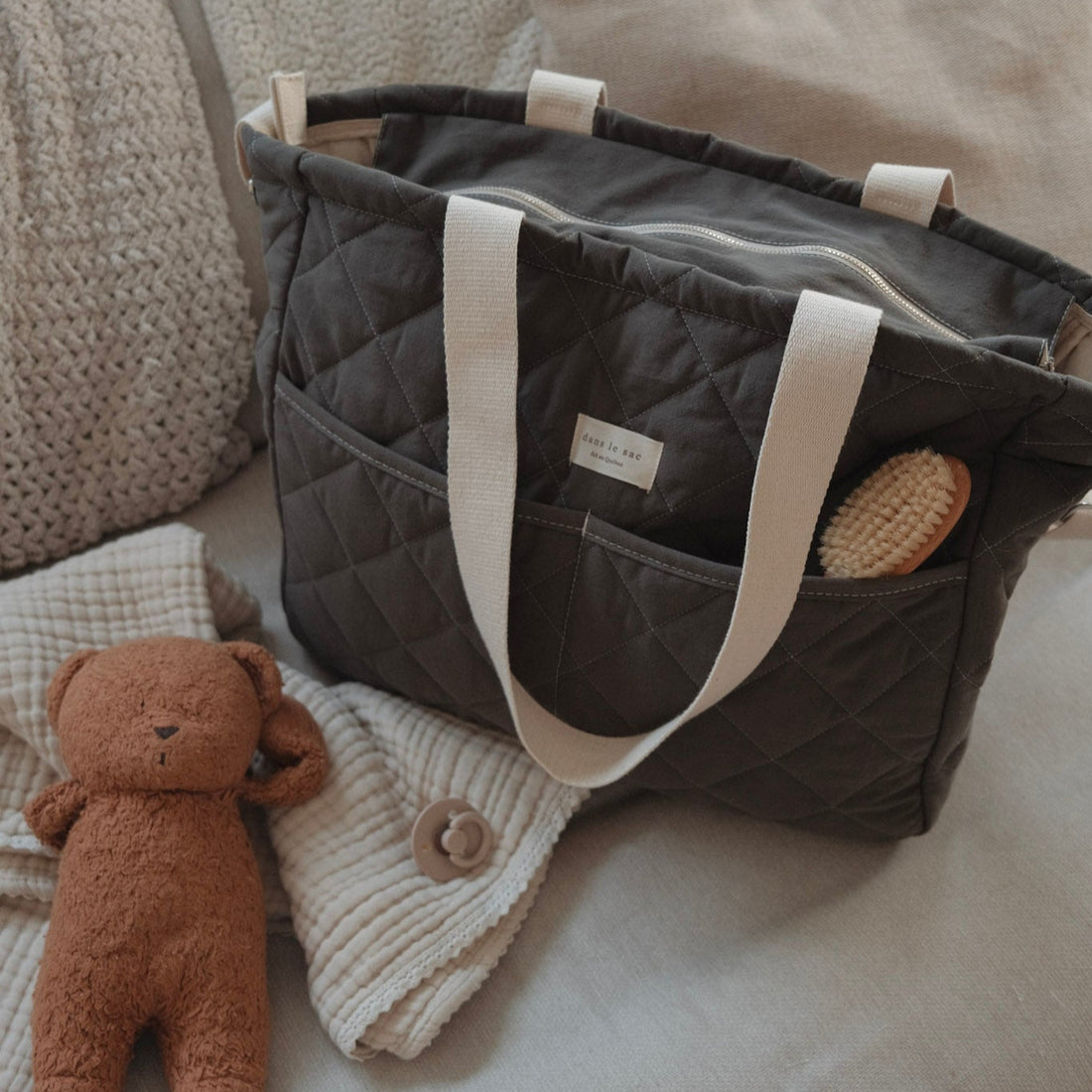 Sac à langer avec compartiments pour une organisation optimale