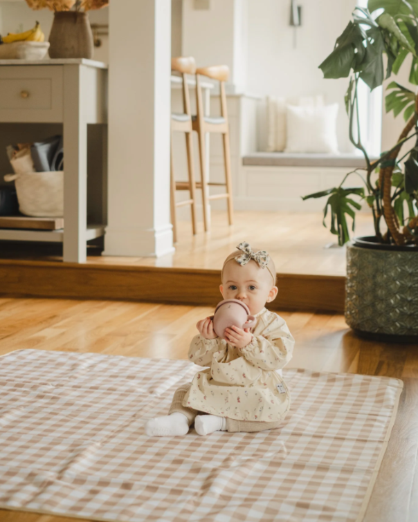 tapis de sol micasso and co vichy caramel pour enfant