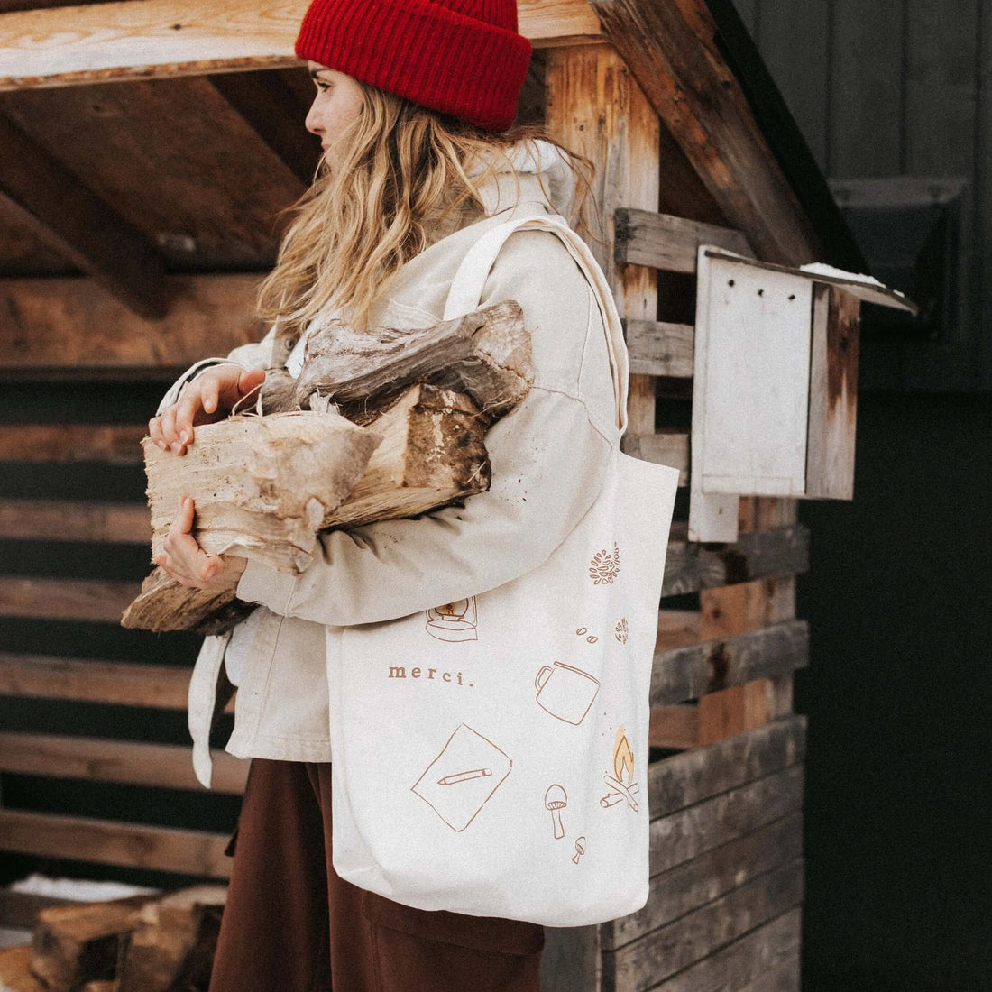 The reusable bag for the Spring Summer 2023 “Merci” market